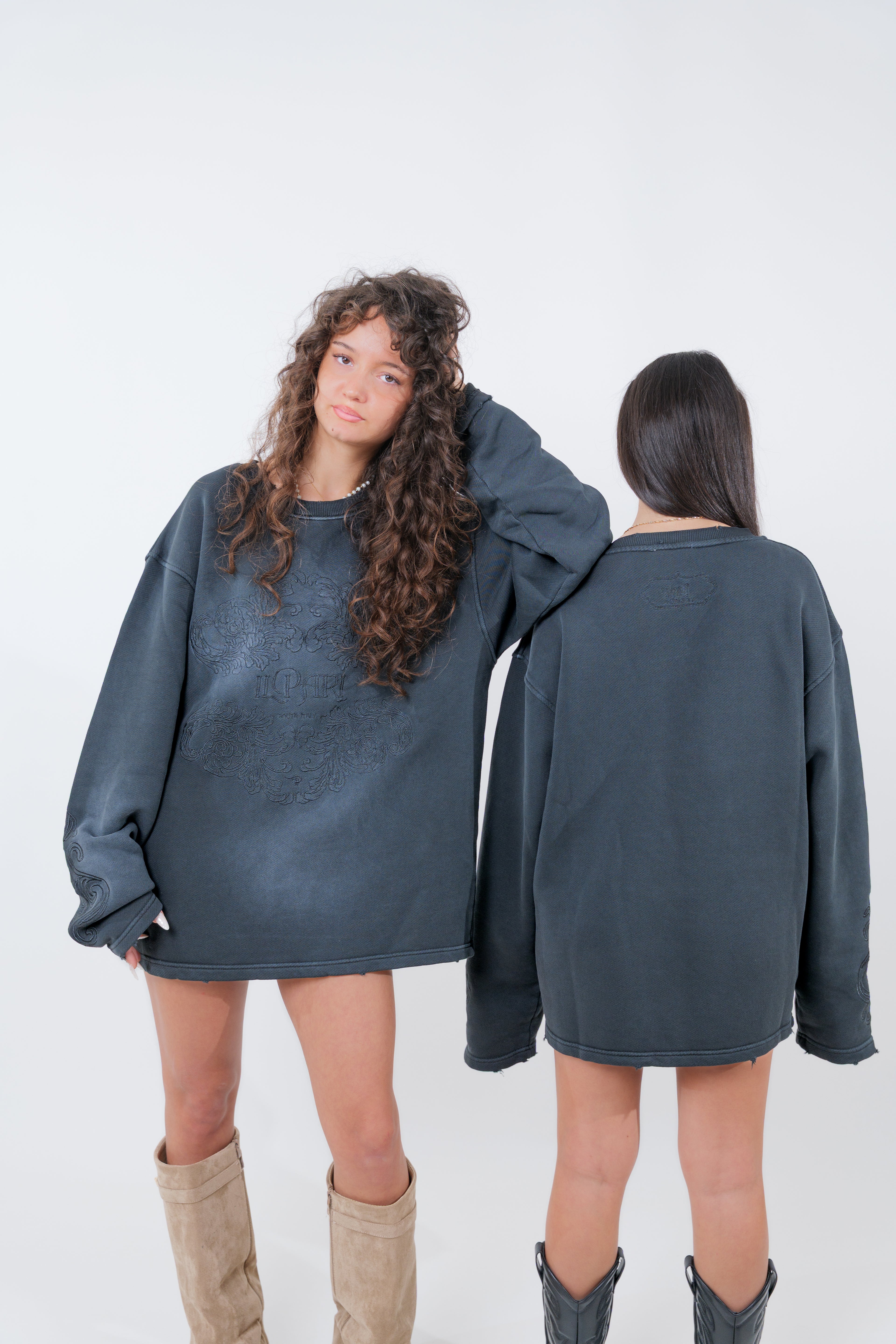 IL PARI -   “A Piece of Story” LONGSLEEVE